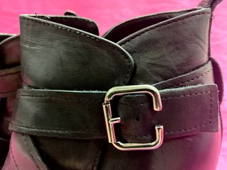 Botin negro Hakei - Talla 39