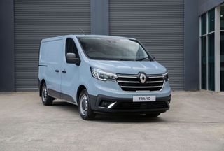 PARAGOLPES DELANTERO RENAULT TRAFIC 3 FACELIFT