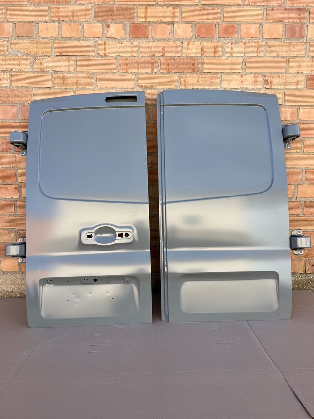 PUERTA TRASERA DERECHA RENAULT TRAFIC 3