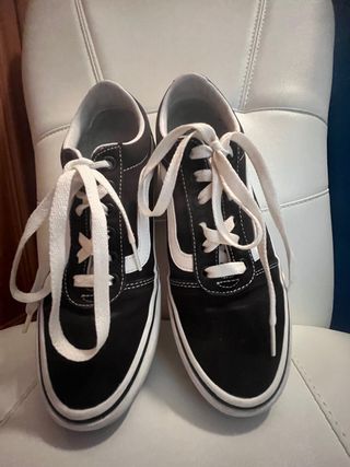 Zapatillas negras de tela
