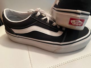Zapatillas negras de tela