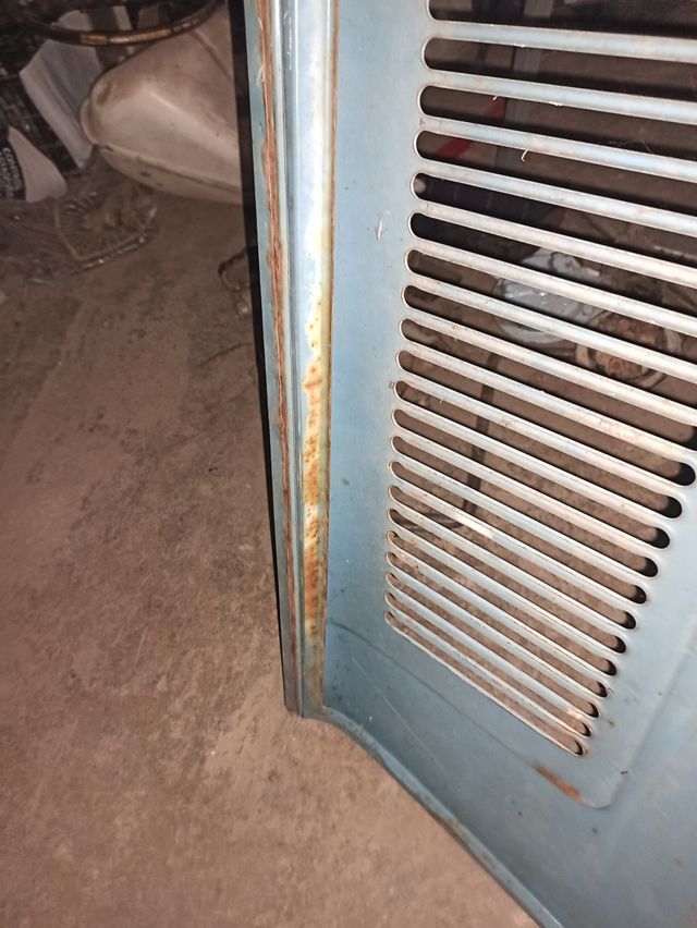 Renault 10 - Capot motor