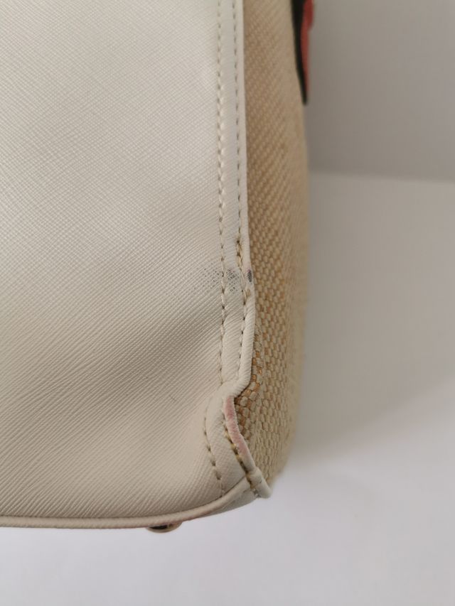 Bolso de Axel nuevo con Tara.