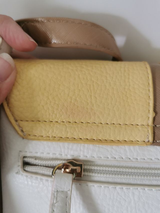 Bolso bandolera de Axel nuevo con Tara.