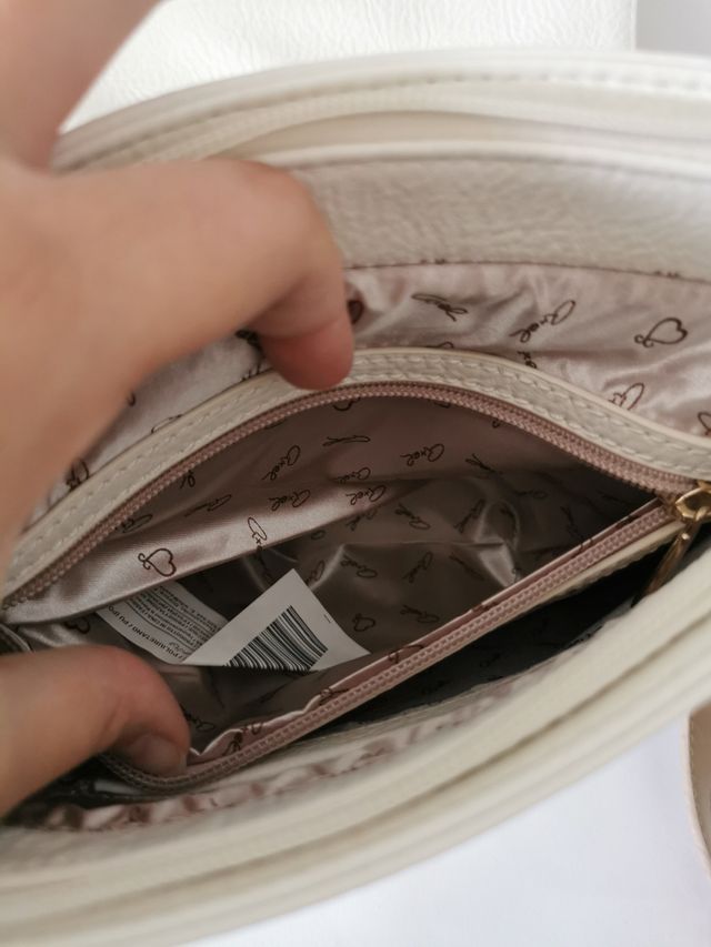 Bolso bandolera de Axel nuevo con Tara.