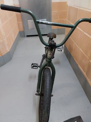  BICICLETA BMX