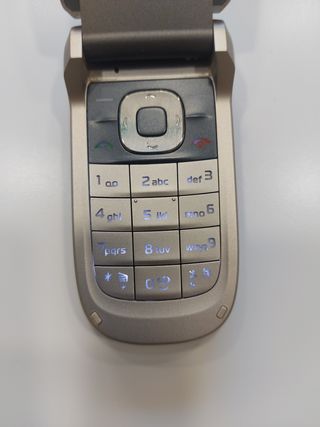 Móvil Nokia 2760
