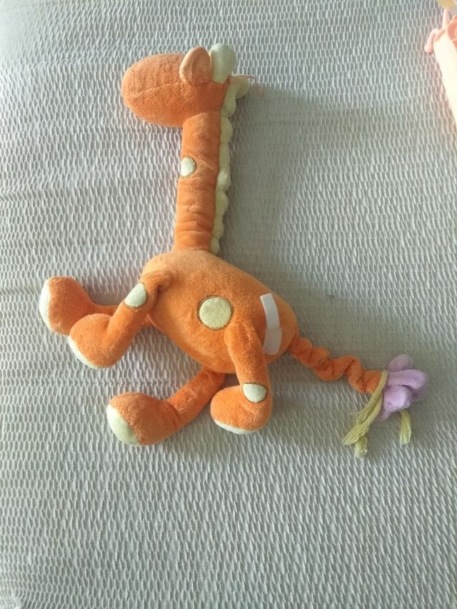Jirafa peluche