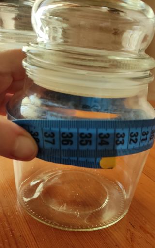 Vasi con coperchio 5,00€a pezzo