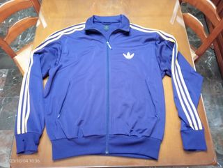Chaqueta Adidas original.