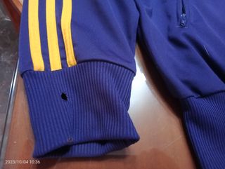 Chaqueta Adidas original.