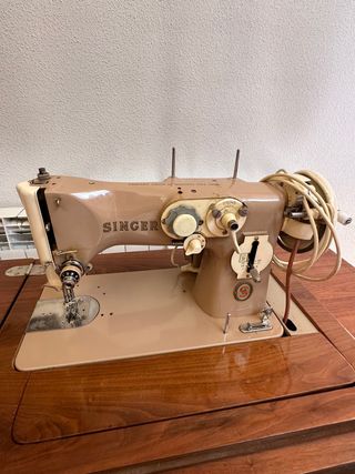 Maquina de coser electrica vintage singer