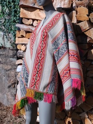 Poncho artesanal