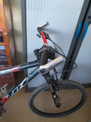 Bicicleta montaña BH Over 470