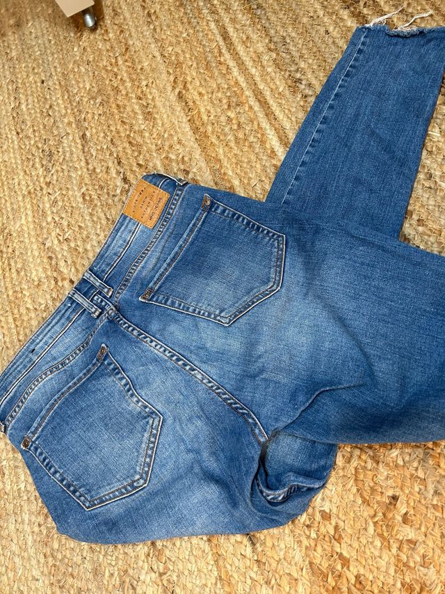 Vaqueros Zara/Mango varios estilos 