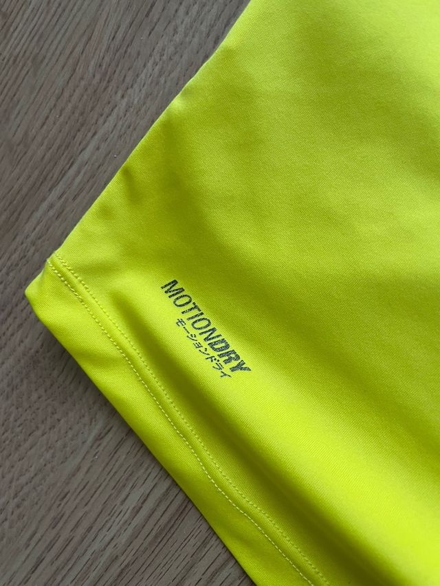 Camiseta manga corta amarilla running Asics