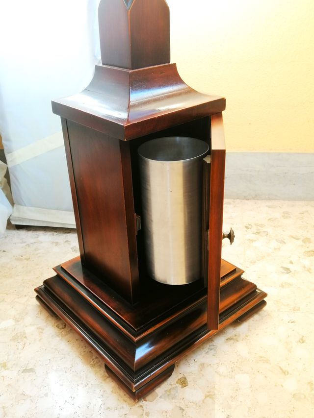 Elegante Attaccapanni - Un Pezzo di Storiao