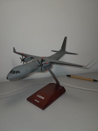 Maqueta avión C295