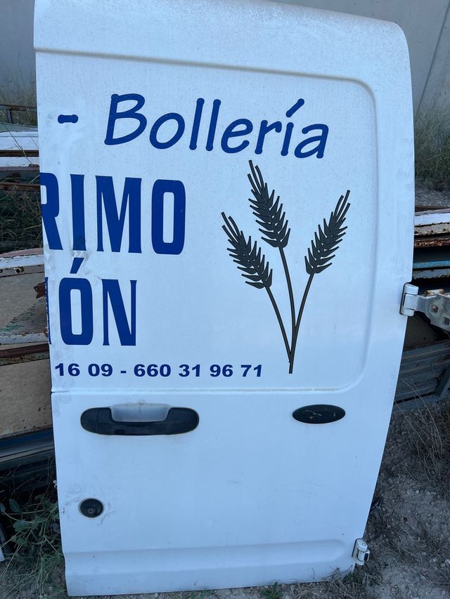 Puerta derecha Ford Transit Connect 2008