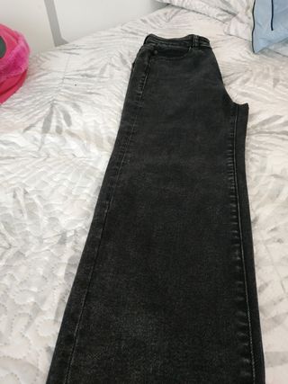 Pantalón Mon Stradivarius