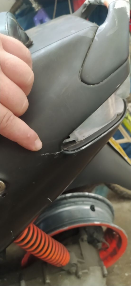 Tapas piaggio runner