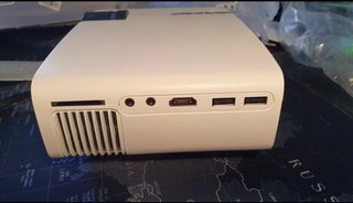 Proyector 1200 lúmenes,1080p,HDMI/SD/USB