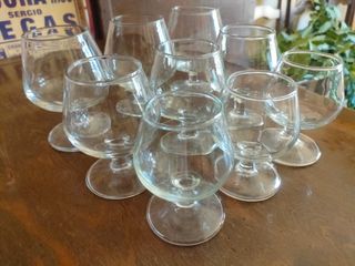 Juego de copas de cristal diferentes tamaños