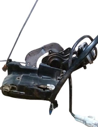 Cerradura puerta delantera derecha 245A2409 Suzuki