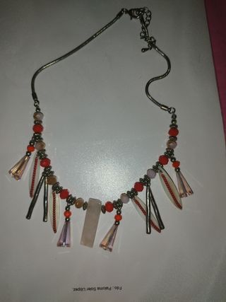 Conjunto de collar y pendientes