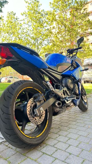 Yamaha XJ6 F 600. Año 2012. A2