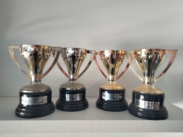 trofeo 4 ligas Barcelona Dream team metal 90 a 94