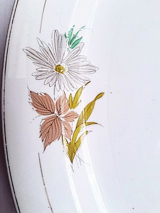 Bandeja y 3 platos San Claudio Oviedo.