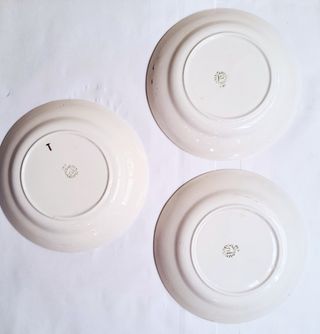 Bandeja y 3 platos San Claudio Oviedo.