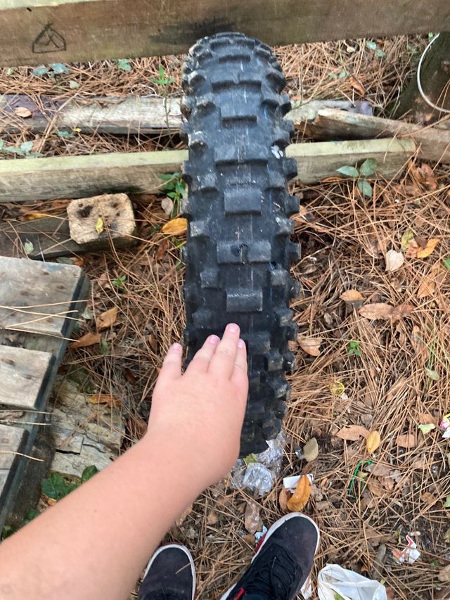 neumatico de moto maxis