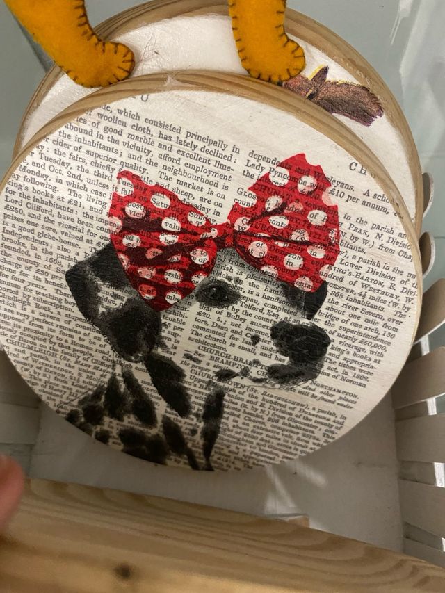 PLATOS DE MADERA PERRO Y GATO