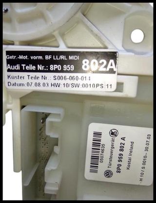 Motor elevalunas delantero derecho 0130822205 Audi