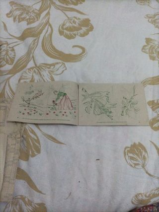 Revista impresa en papel para bordados , antigua