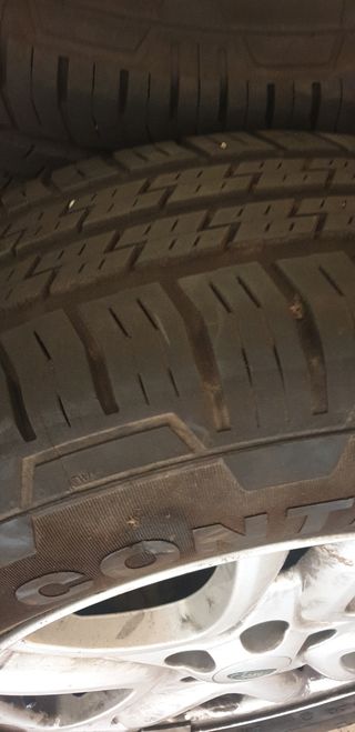 vendo 4 llantas + gomas  215/75/R16