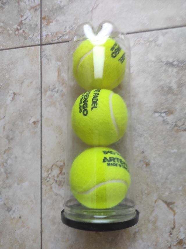 Pelotas padel