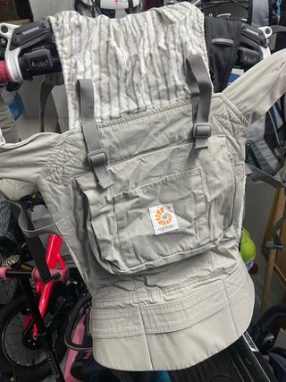 Mochila porteo bebe.Marca ergobaby