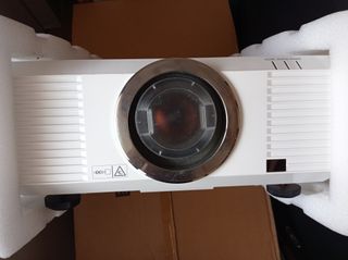 PROYECTOR PROFESIONAL MITSUBISHI