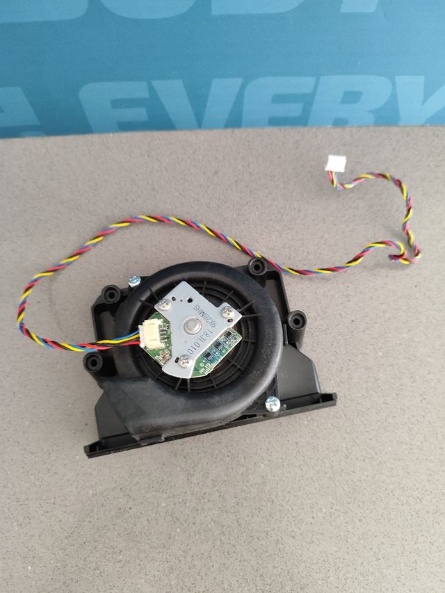 Motor aspiracion robot conga