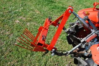 tripuntal mini tractor