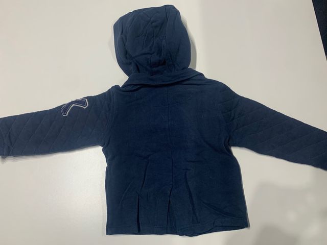 abrigo vestir C&A de niño