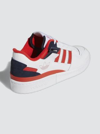 Adidas Forum Low.