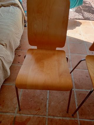 2 sillas madera