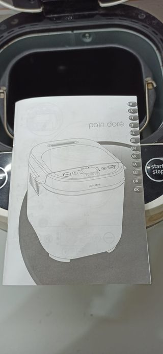 Panificadora Moulinex + delantal Jordi Cruz