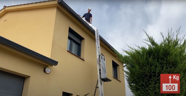 Elevador de placas solares a batería