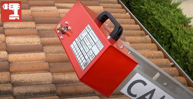 Elevador de placas solares a batería