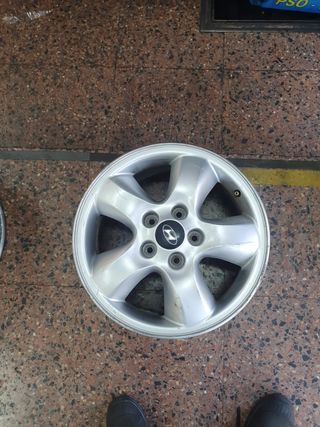 LLANTAS SANTA FE